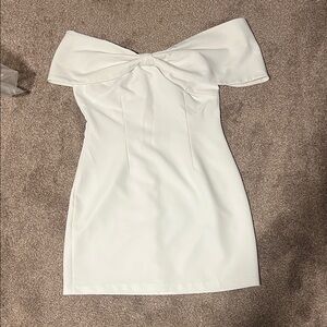 Selfie Leslie Strapless White Dress